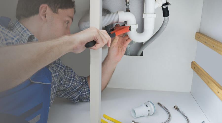 Professional water heater repair in Iron Mountain, MI